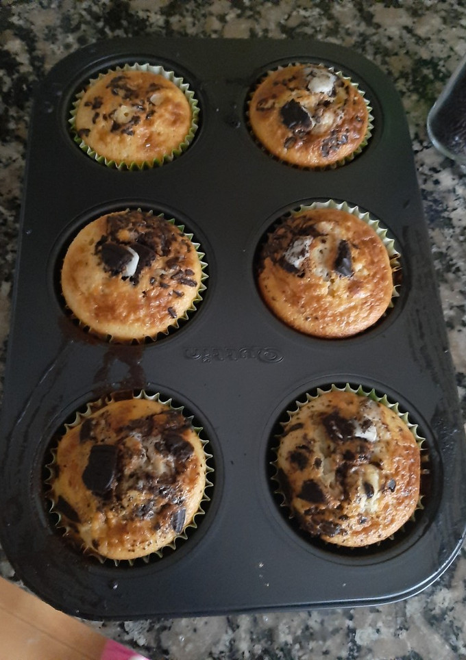 Una foto de Magdalenas con pepitas de chocolate