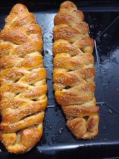 A picture of Chicken bread.