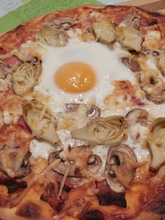 Una foto de Pizza de huevo