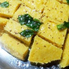 A picture of Dhokla.
