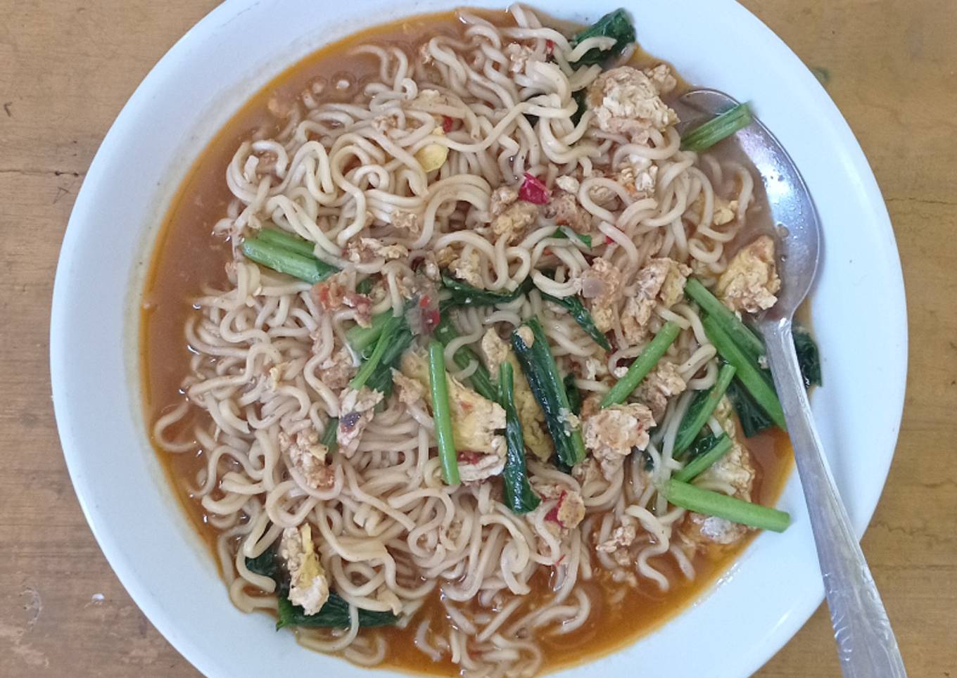 Mie nyemek spesial