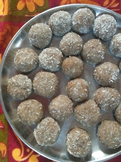A picture of Sooran / Zimikand Laddu.