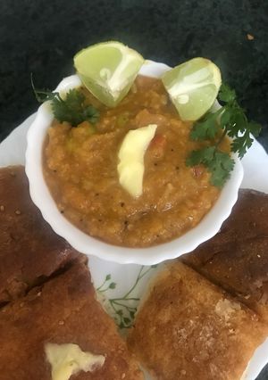 A picture of Pav bhaji.