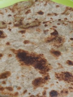 हरे मसाले का आलू पराठा (Hare Masale ka aloo paratha recipe in Hindi) रेसिपी मुख्य फोटो