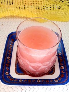 જામફળ જ્યુસ (Guava Juice Recipe In Gujarati) રેસીપી મુખ્ય ફોટો