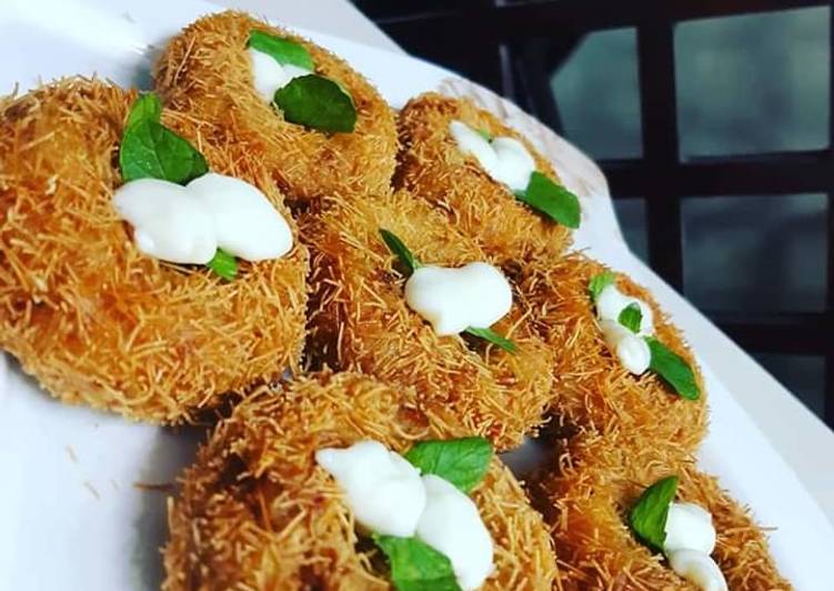 Recipe: Yummy Potato nest kabab