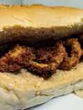 BOCADILLO 🥖De Anillos de Calamar a la Romana con Mozzarella.😋