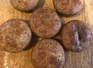 Una foto de Low carb raspberries muffins