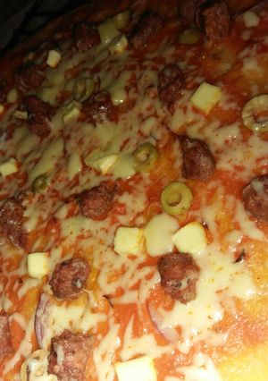 صورة لوصفة بيتزا مرقاز 🍕🍕🍕