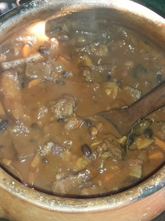 Una foto de Guiso de Porotos Negros