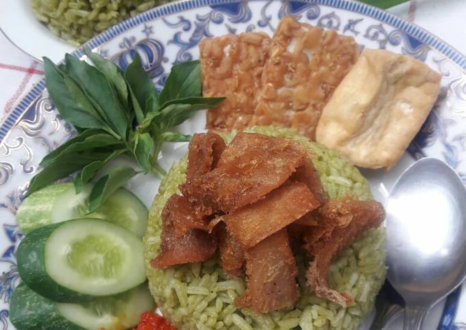 Anti Ribet, Bikin Nasi Uduk Pandan &amp; Babat Goreng Ekonomis Untuk Dijual