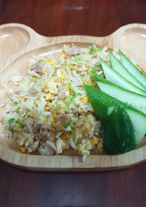 รูปของ ข้าวผัดหมูสับ by alice (สูตรเด็ก)