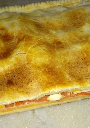 Una foto de Torta Chivito