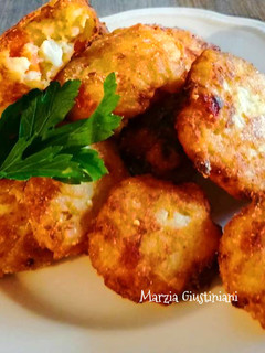Foto di Frittelle di riso, carote e cavolfiore