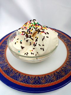 A picture of Vanilla ice cream.