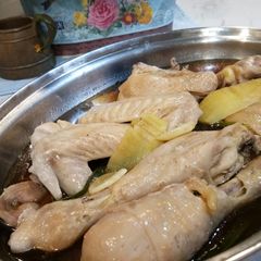 Simple Steamed Chicken A picture of Simple Steamed Chicken.