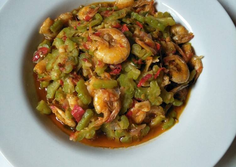 Bahan meracik Sambal Pare Udang, Lezat Sekali