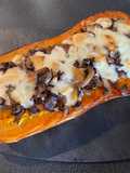 Butternut farci aux champignons et aux deux fromages 🧀