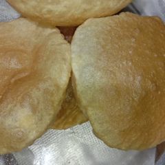 A picture of Wheat poori.