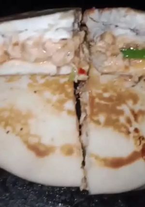 A picture of Shawarma sandwich.