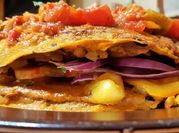 Une photo de omelette pomme de terre