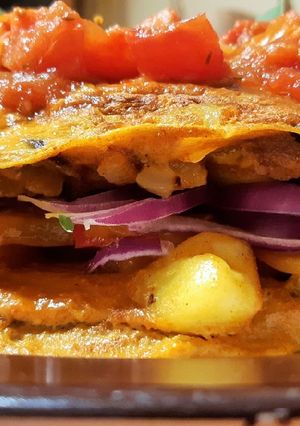 Une photo de Omelette curcuma paprika fumé tomates.