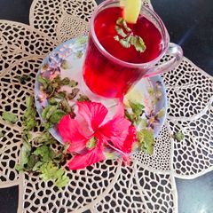 A picture of Hibiscus flower Tea 🌸🌸☕🌸🌸.