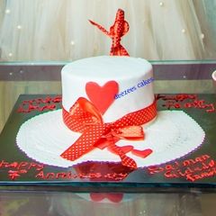 A picture of Fondant chocolate cake.