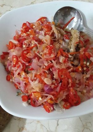 Foto resep Ikan suwir plus sambal matah