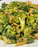 Broccoli Crunch insalata