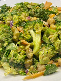 A picture of Broccoli Crunch Salad.