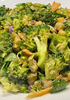 A picture of Broccoli Crunch Salad.