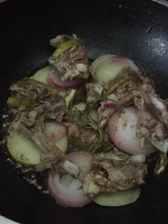 A picture of Afghani Mutton chops.