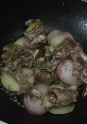 A picture of Afghani Mutton chops.