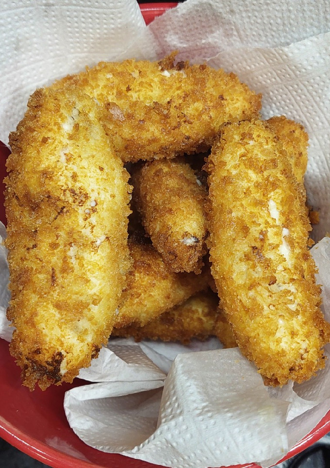 Una foto de Filetitos de pollo apanados, con queso philadelphia 🌟