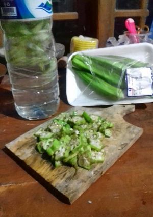 Foto resep Jamu homemade anti pahit: okra infus water si bintang sayur
