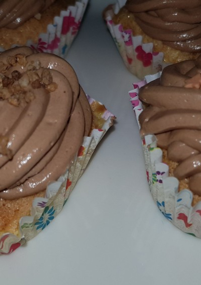 Una foto de Cup cakes con betun de nutella sin gluten