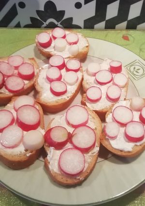 Une photo de Tartine de radis