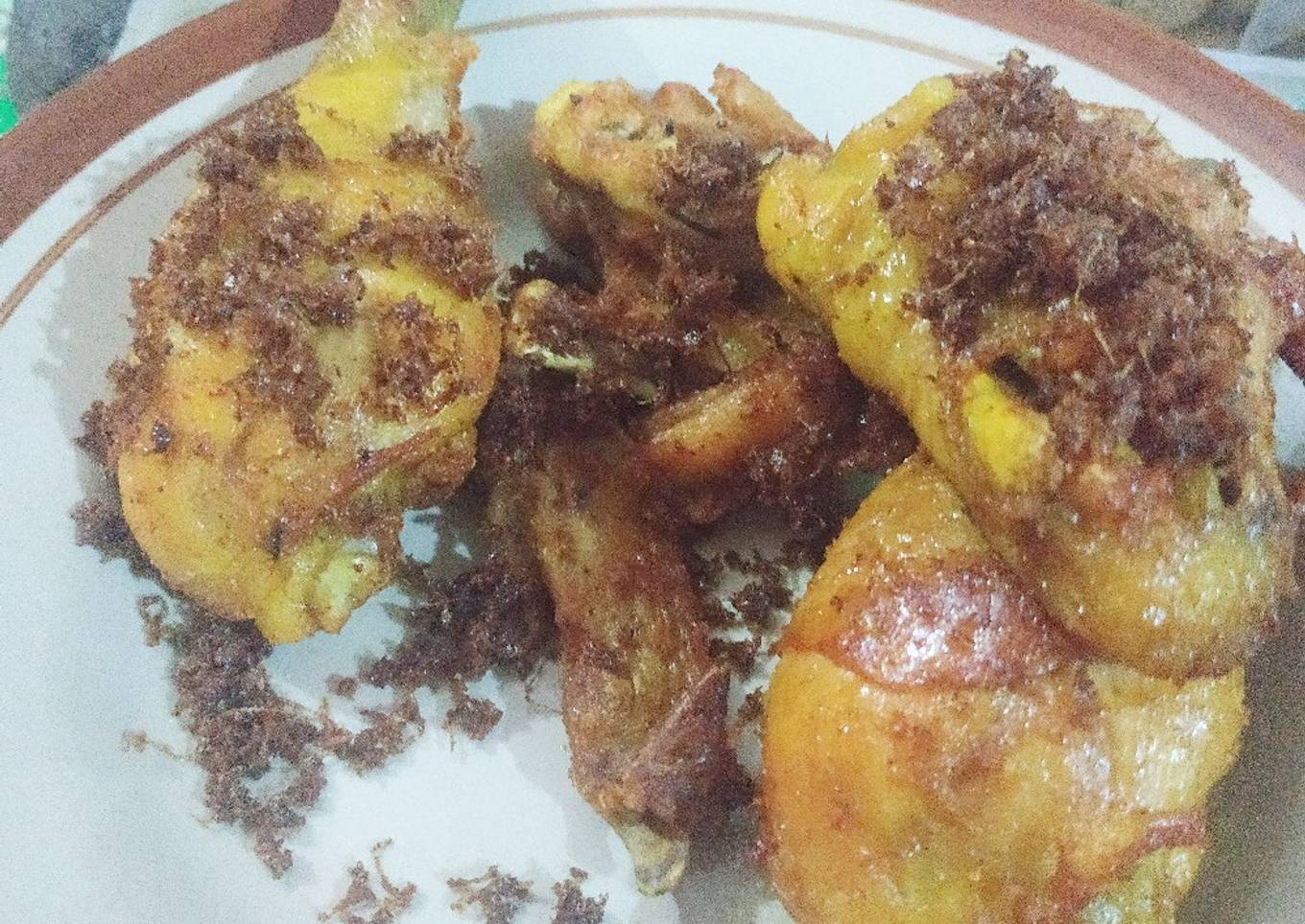 Ayam Goreng Serundeng