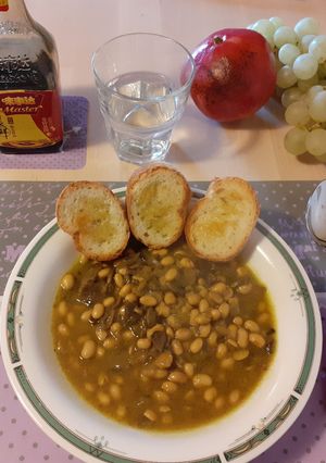 Foto di Zuppa speziata di soia