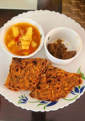 A picture of Carrot paratha.