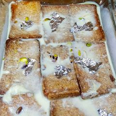 A picture of Shahi Tukray.