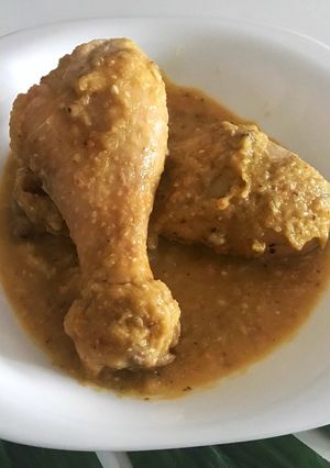 Una foto de Muslos de pollo a la salsa de manzana