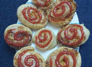 A picture of Cream cheese chicken pinwheels.