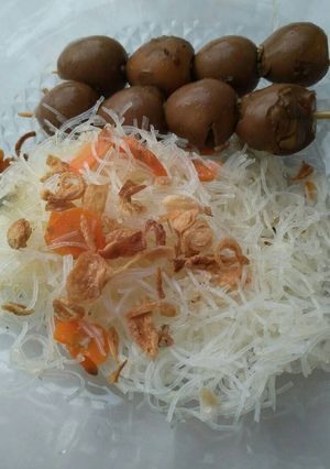 Foto resep Bihun banjar dan sate telur puyuh