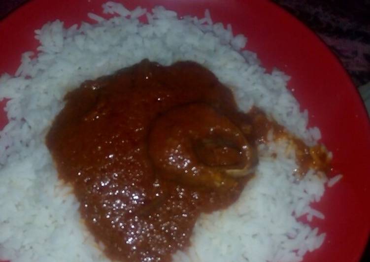 How To Make  White rice and palm oil stew