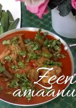 A picture of Hyderabadi Bhindi Gosht Sherwa (Okra in tangy gravy).