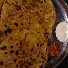 A picture of Sweet corn paratha.