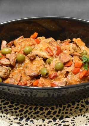 Zdjęcie przepisu Polędwiczki z kiełbasą Chorizo.