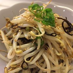 A picture of Bean Sprouts for Appetizers / Vegan.